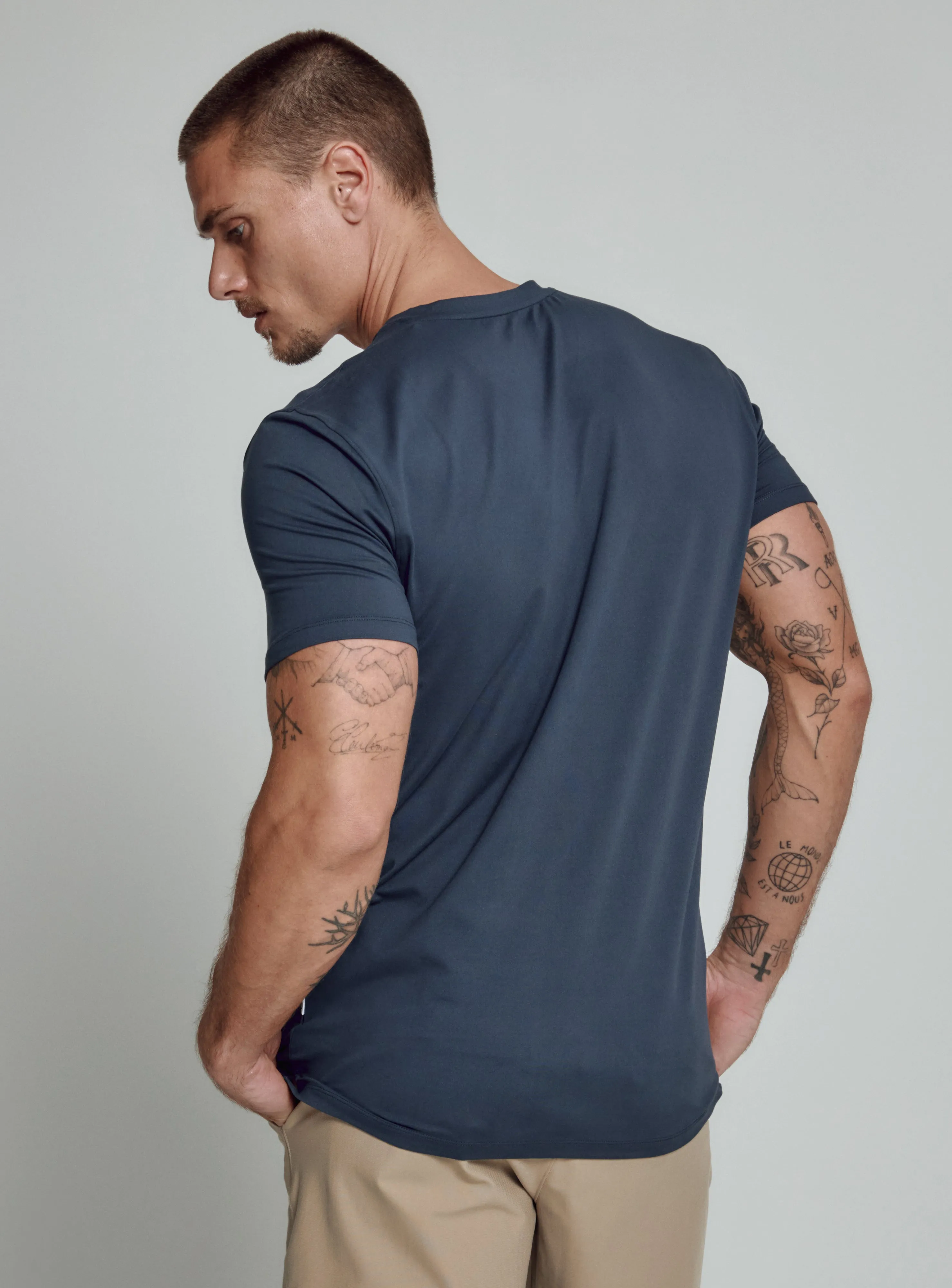 Core V-Neck Tee Island Blue