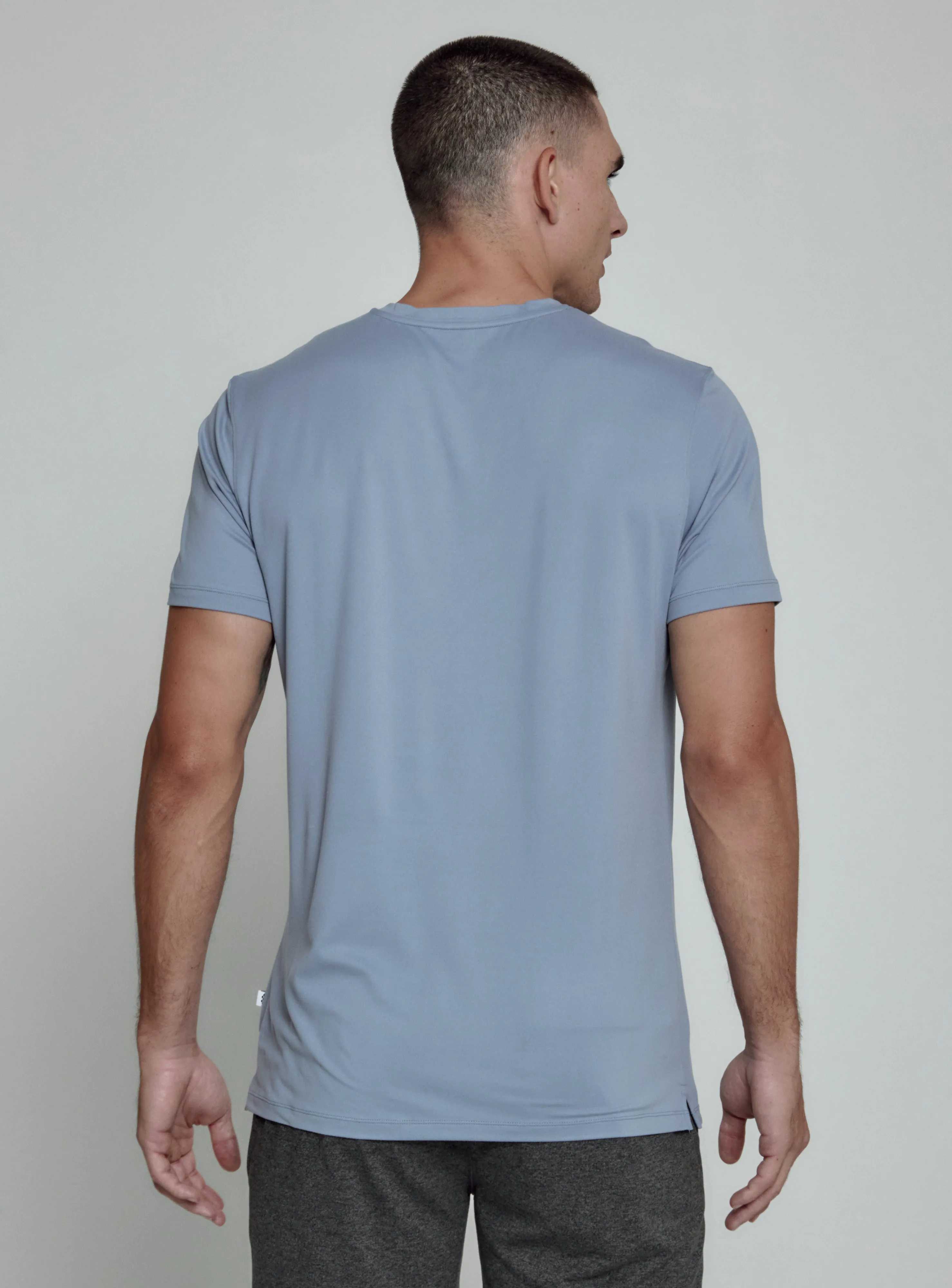 Core V-Neck Tee Island Blue