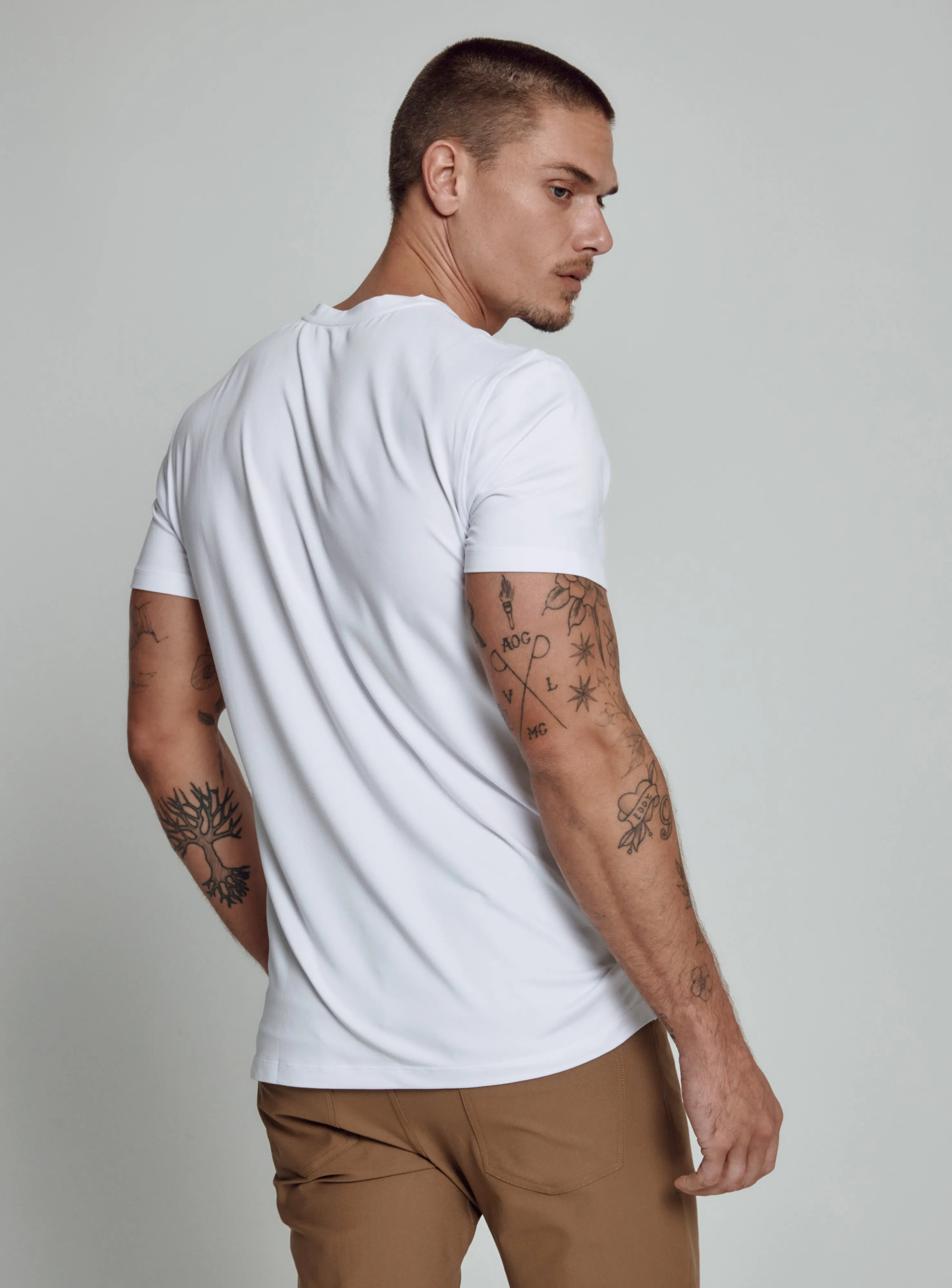 Core V-Neck Tee White