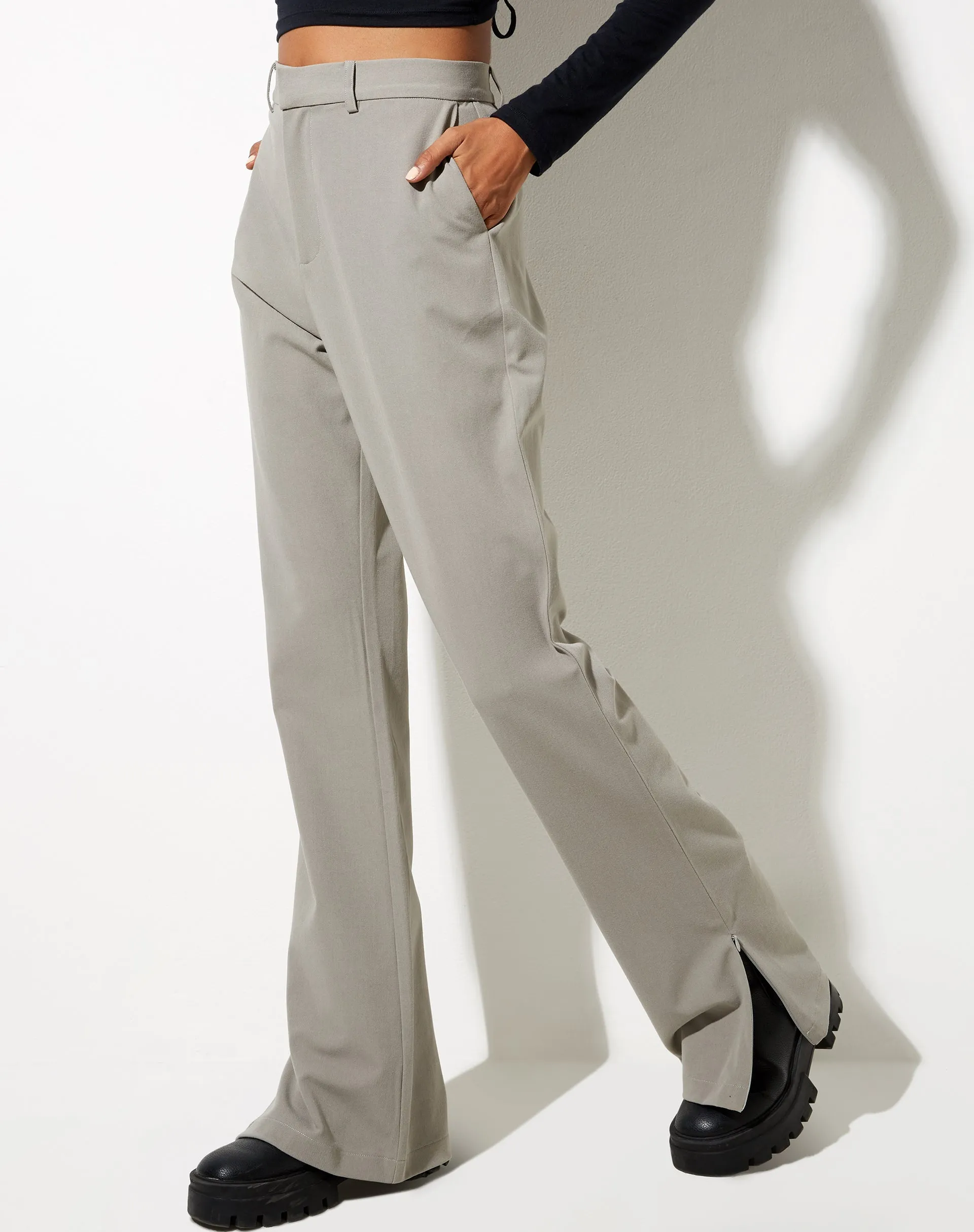 Grego Trouser in Green Beige