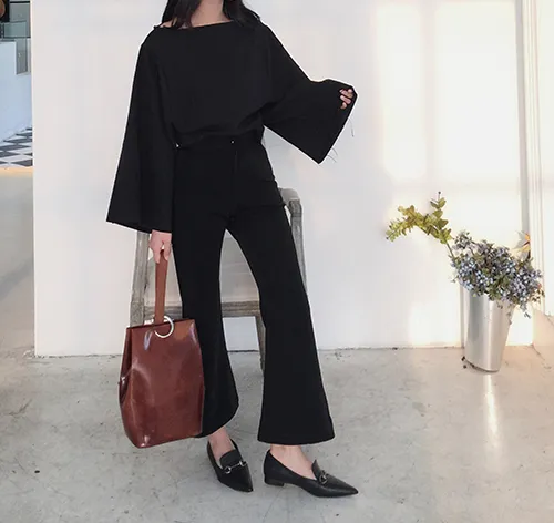 Olinda Black Flared High Waist Trousers