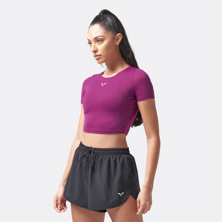 SQUATWOLF Women Essential Cropped Tee