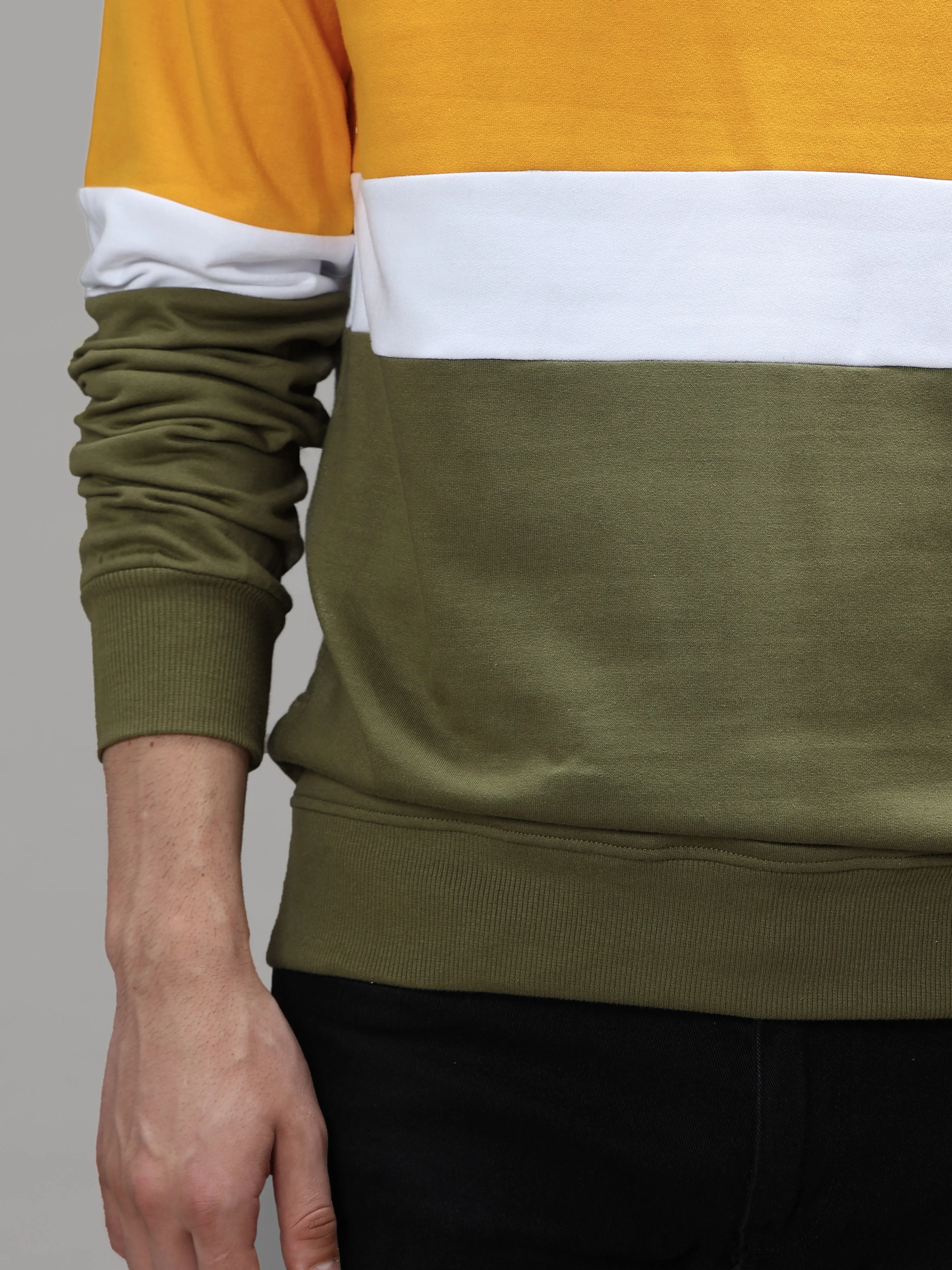 The Greenage White Yellow Sweat Shirt