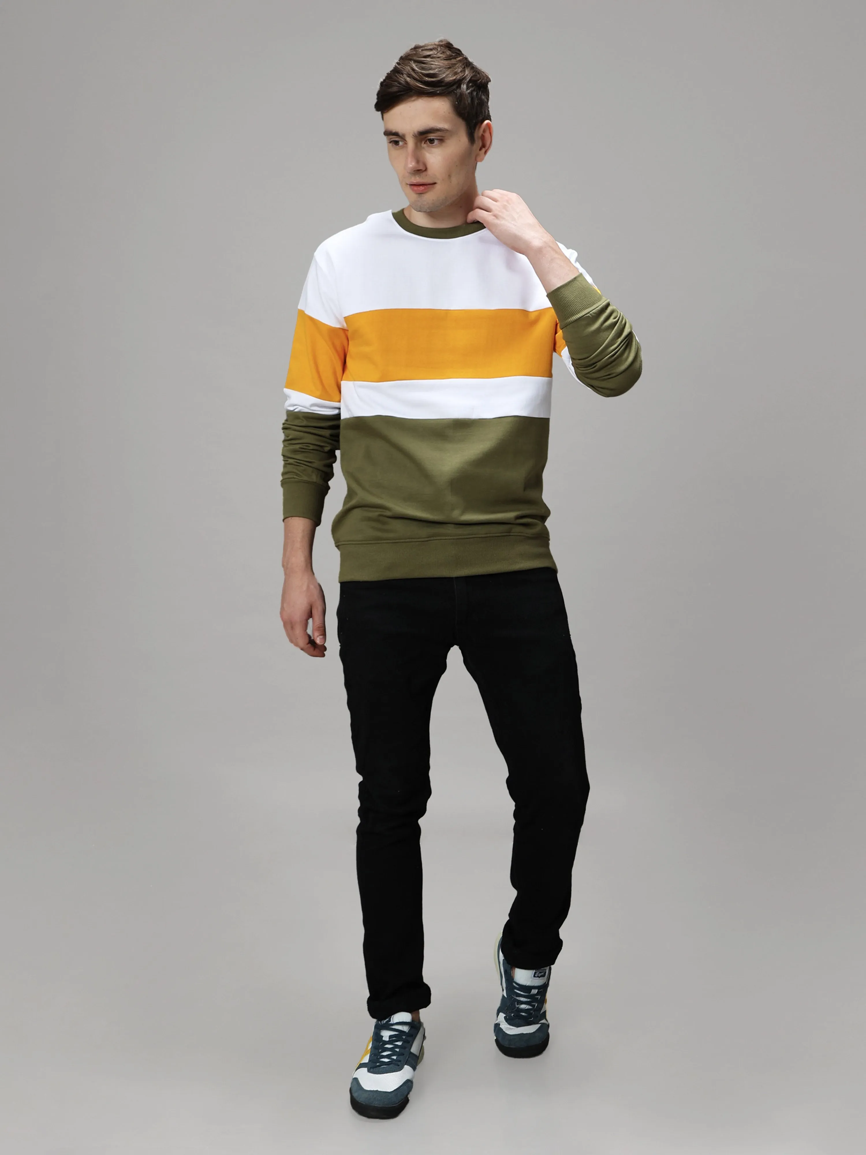 The Greenage White Yellow Sweat Shirt