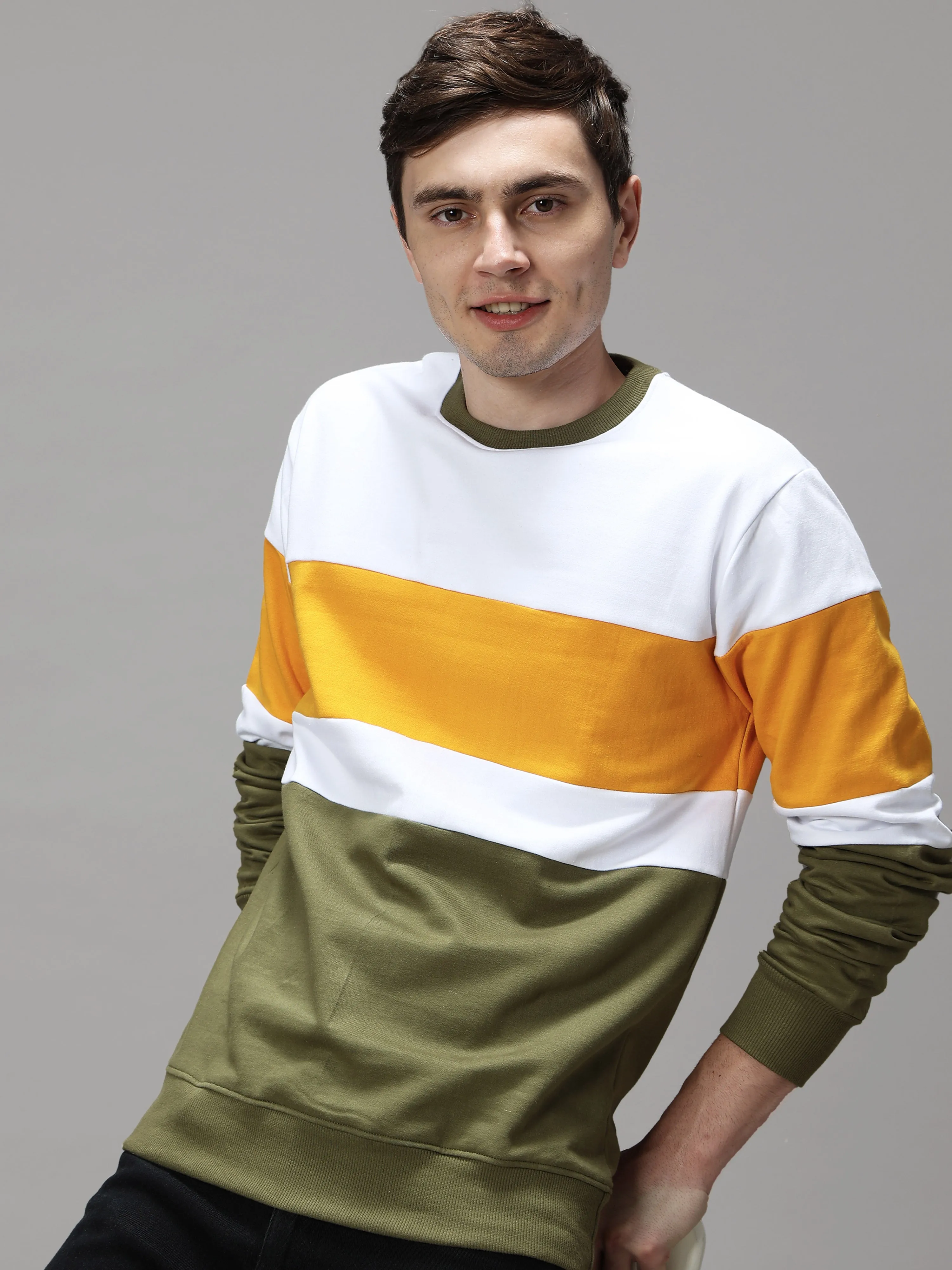 The Greenage White Yellow Sweat Shirt