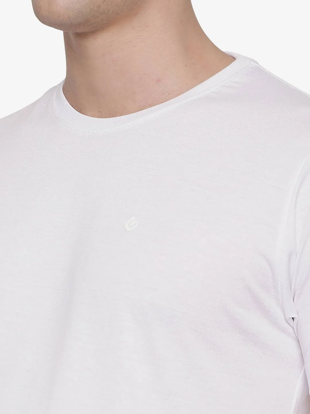 White Solid Slim Fit T-Shirt | Greenfibre